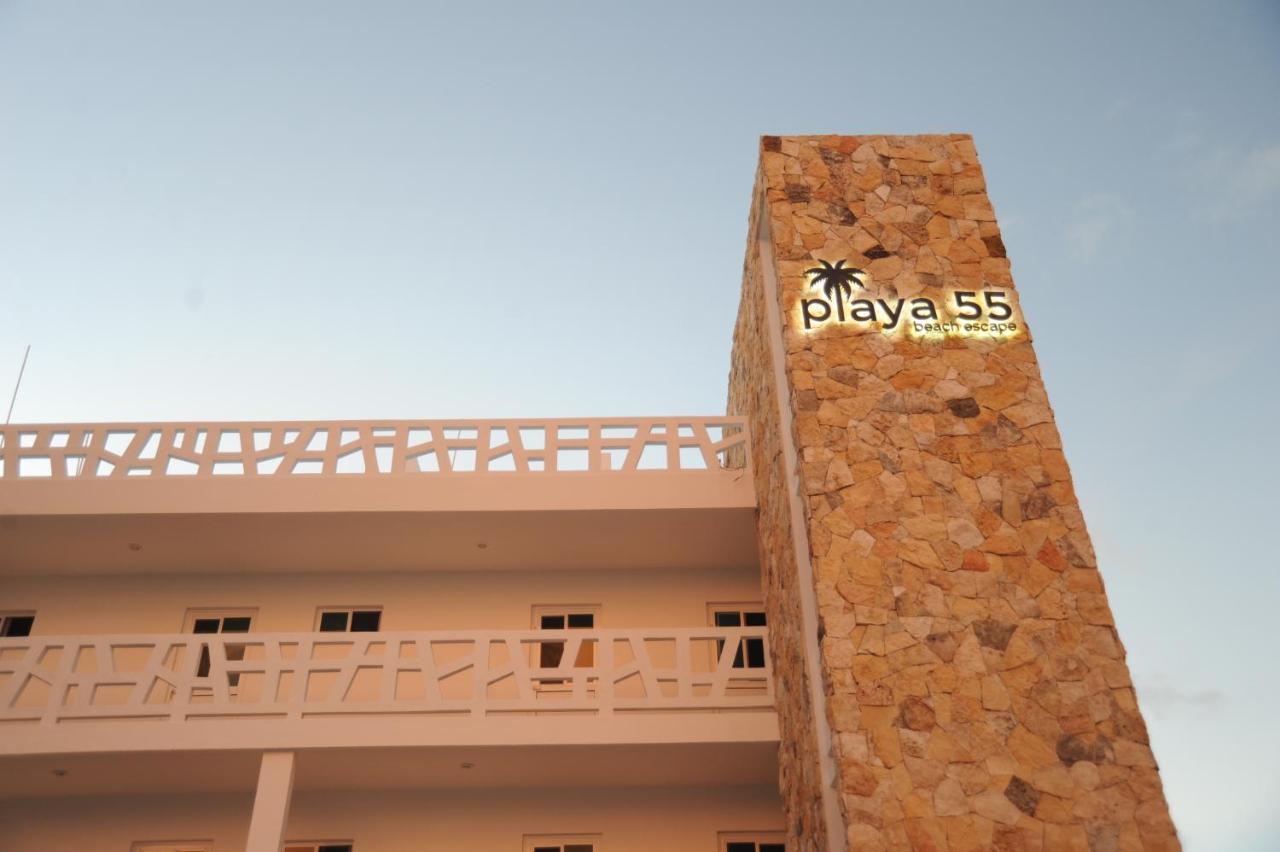 Playa 55 Beach Escape - Adults Only Guesthouse 셀레스툰 외부 사진